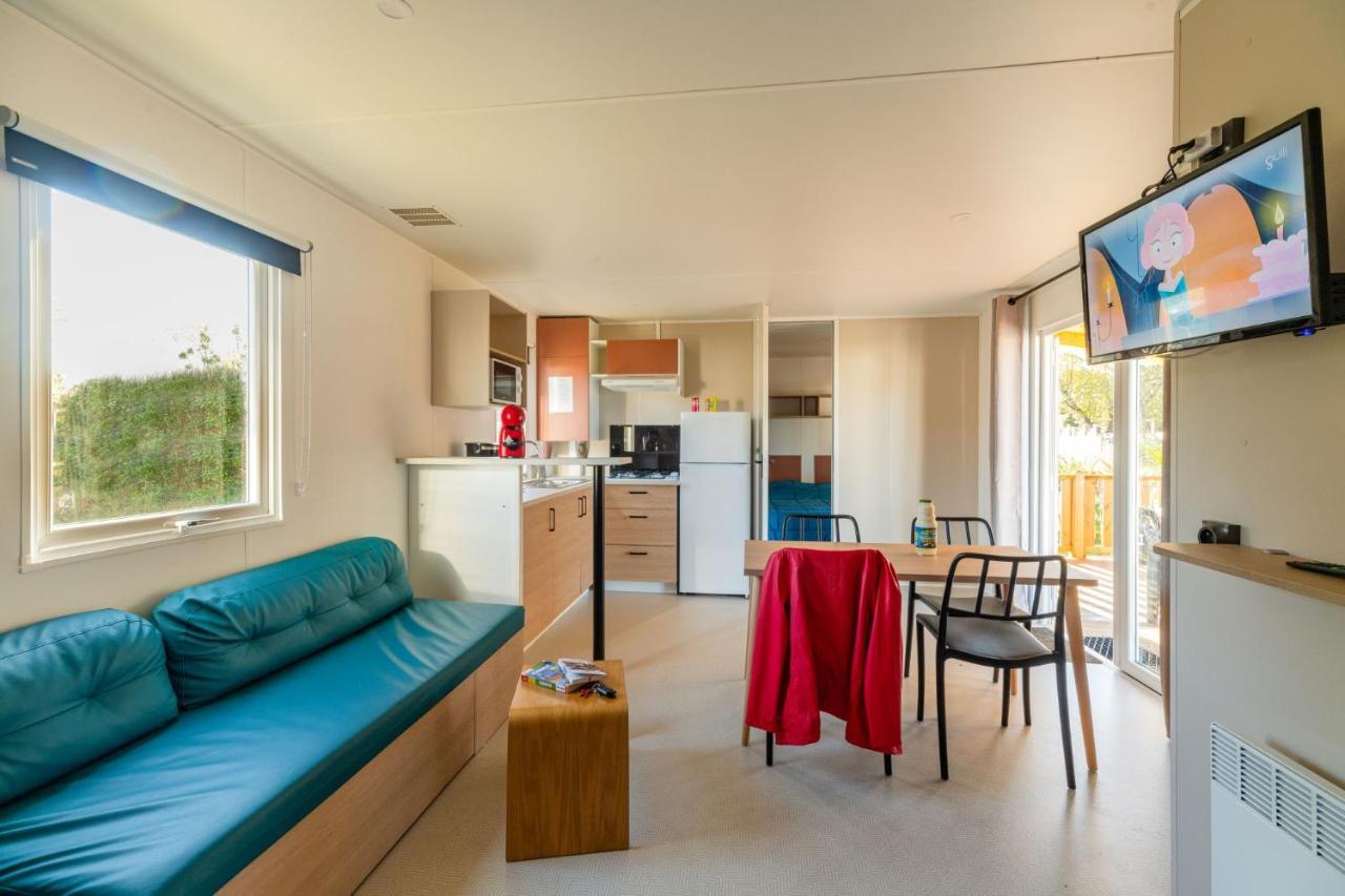 Camping Les Carolins Saint-Lo-d'Ourville 외부 사진
