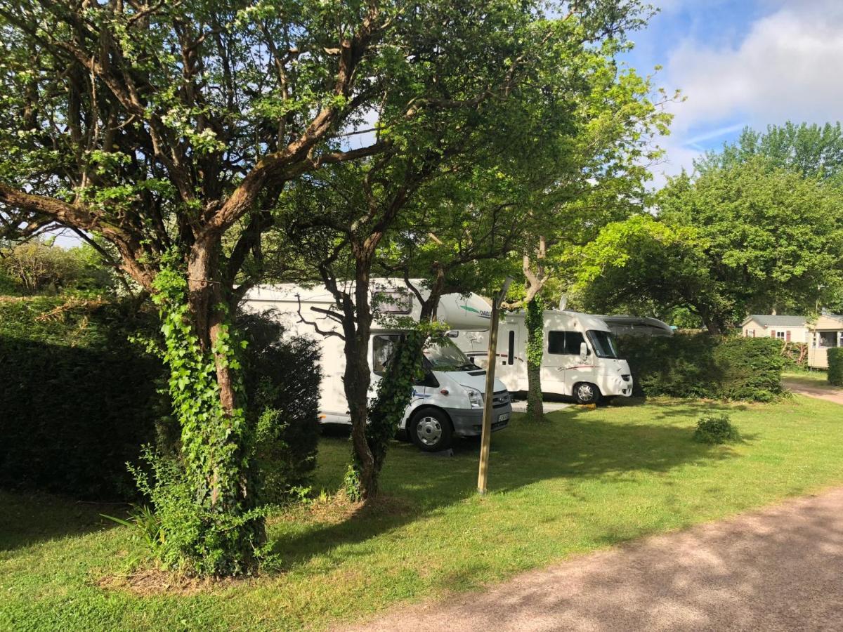 Camping Les Carolins Saint-Lo-d'Ourville 외부 사진